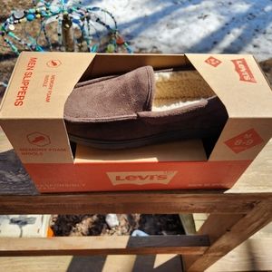 Levi's Memory Foam loafer style mens slippers